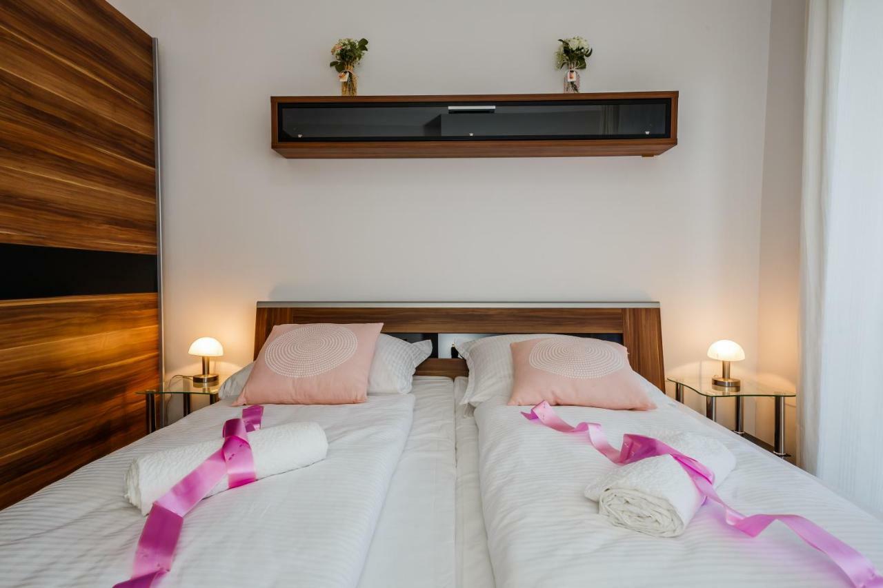 Apartman Lucija Kaštela Екстериор снимка